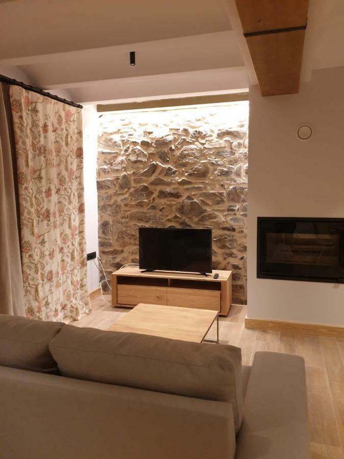 Apartment Casa Blas Хистаин Экстерьер фото